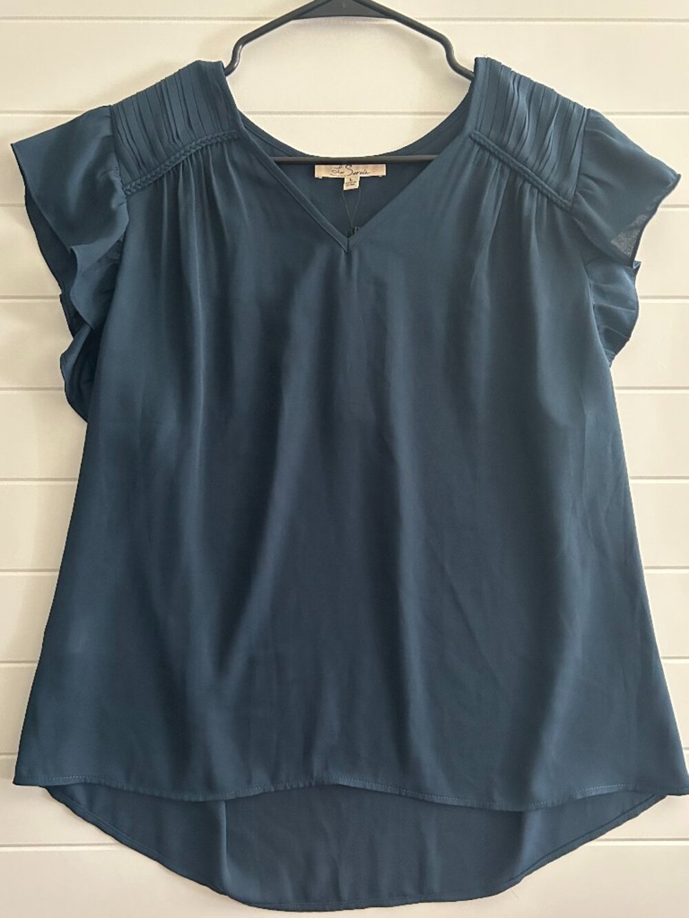 Les Serein Women's Dark Blue, Ruffled Sleeve Blouse, size large, Made in China